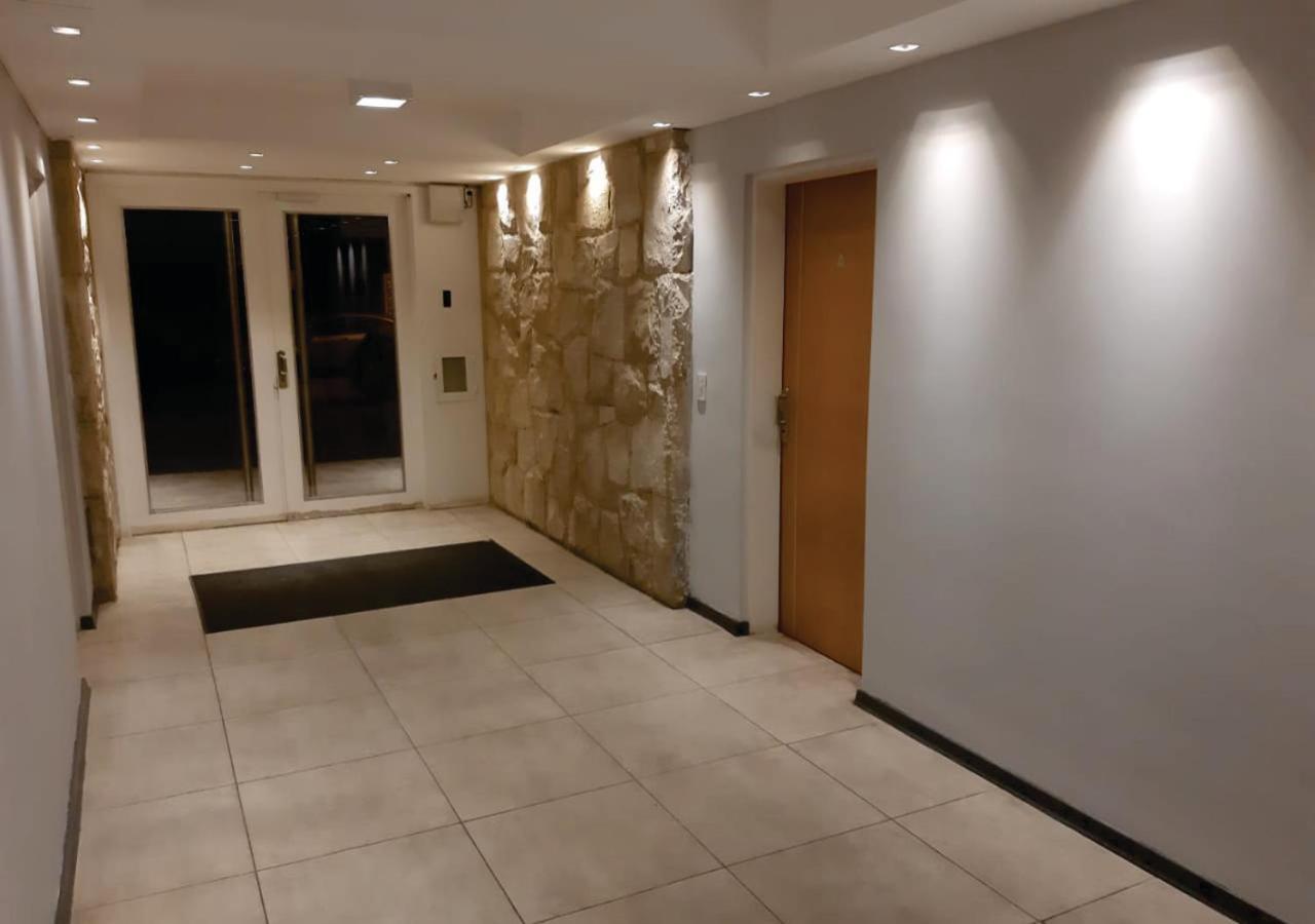 شقة Departamento En El Centro De Bariloche Bb المظهر الخارجي الصورة